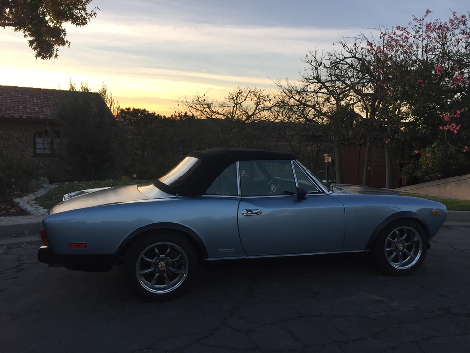 1983 Fiat 124 Sport Spider - Image 19 of 31