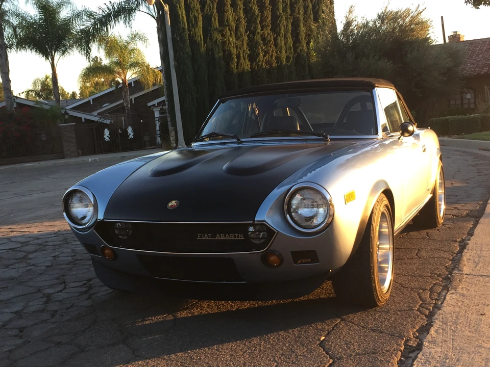 1983 Fiat 124 Sport Spider - Image 2 of 31