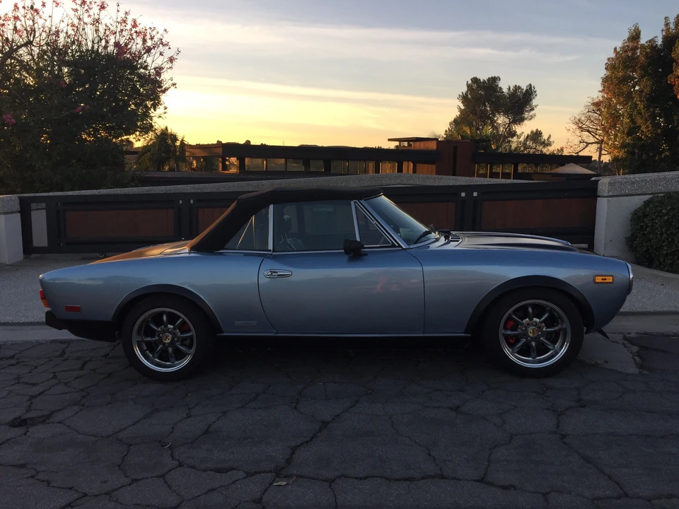 1983 Fiat 124 Sport Spider - Image 18 of 31