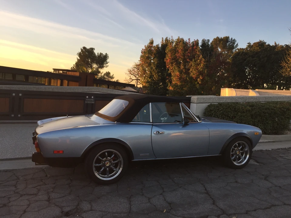 1983 Fiat 124 Sport Spider - Image 17 of 31