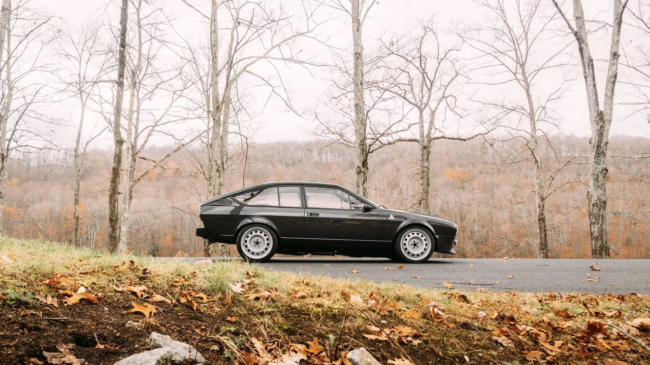 1984 Alfa Romeo Alfetta GT - Image 25 of 31