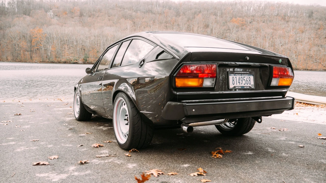 1984 Alfa Romeo Alfetta GT - Image 16 of 31