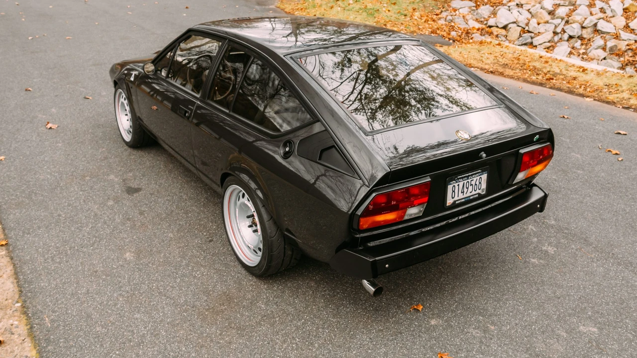 1984 Alfa Romeo Alfetta GT - Image 14 of 31