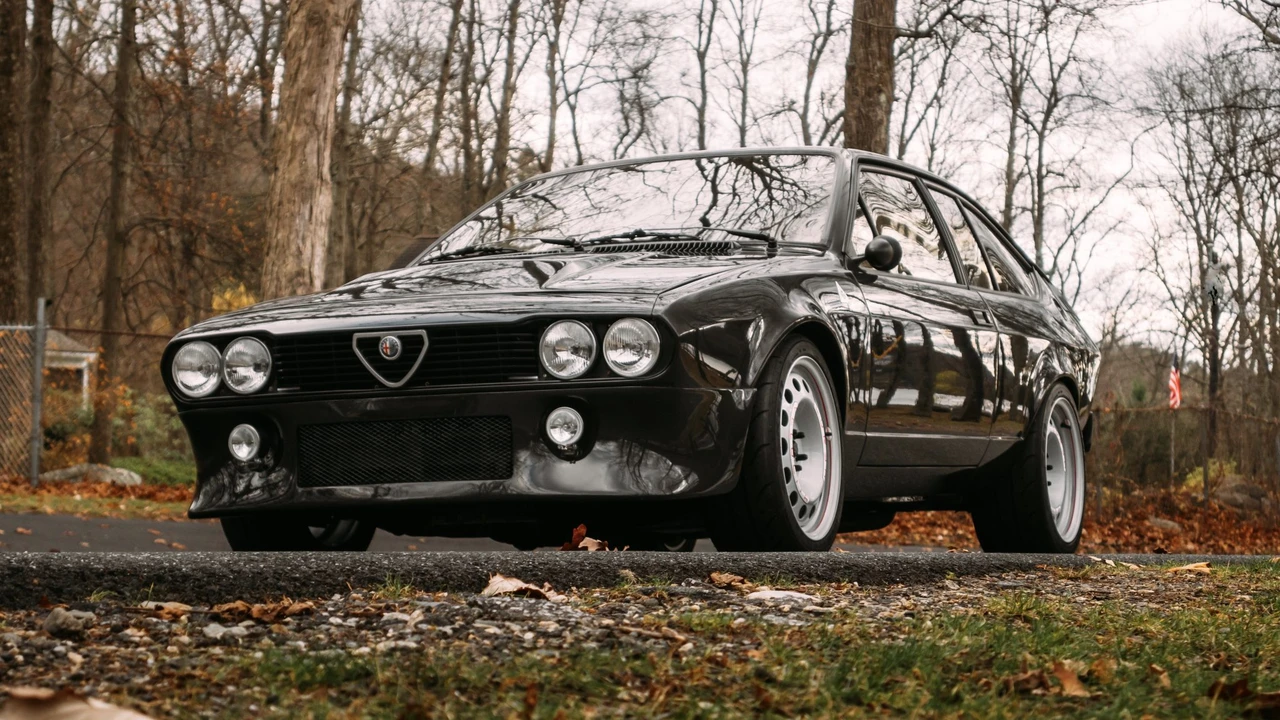 1984 Alfa Romeo Alfetta GT - Image 9 of 31