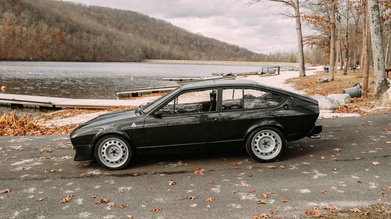 1984 Alfa Romeo Alfetta GT - Image 12 of 31