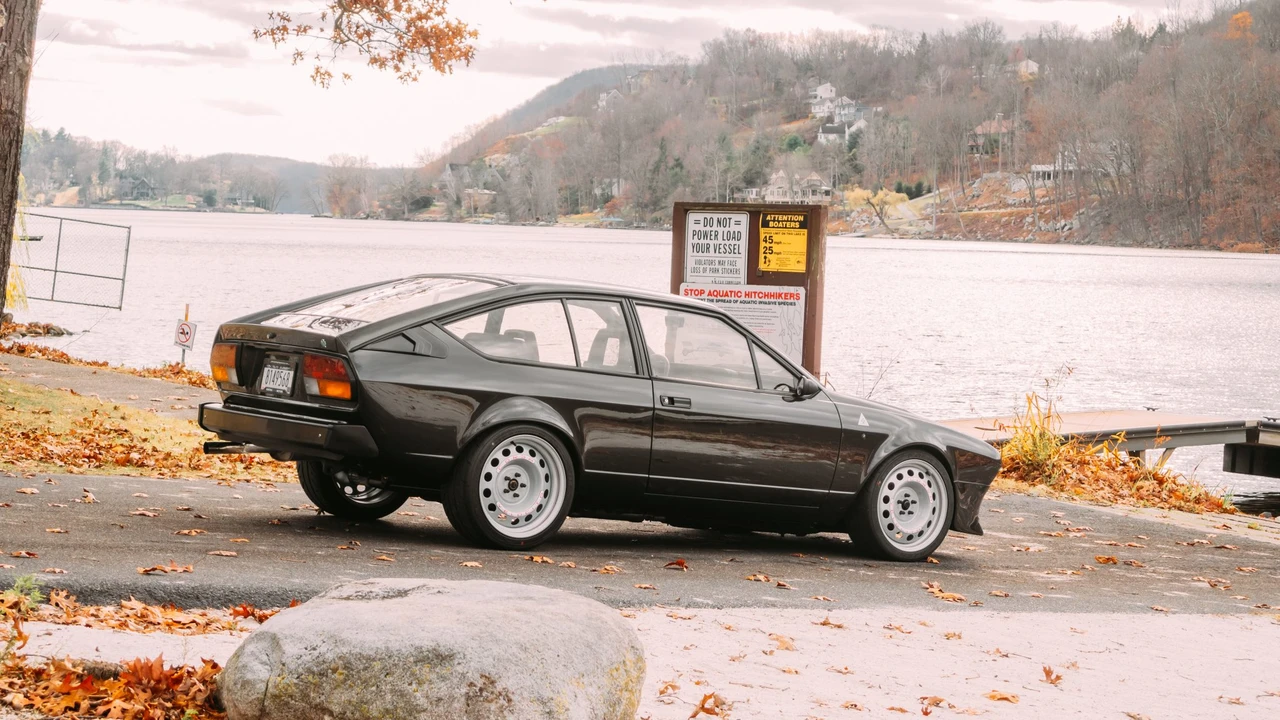 1984 Alfa Romeo Alfetta GT - Image 21 of 31
