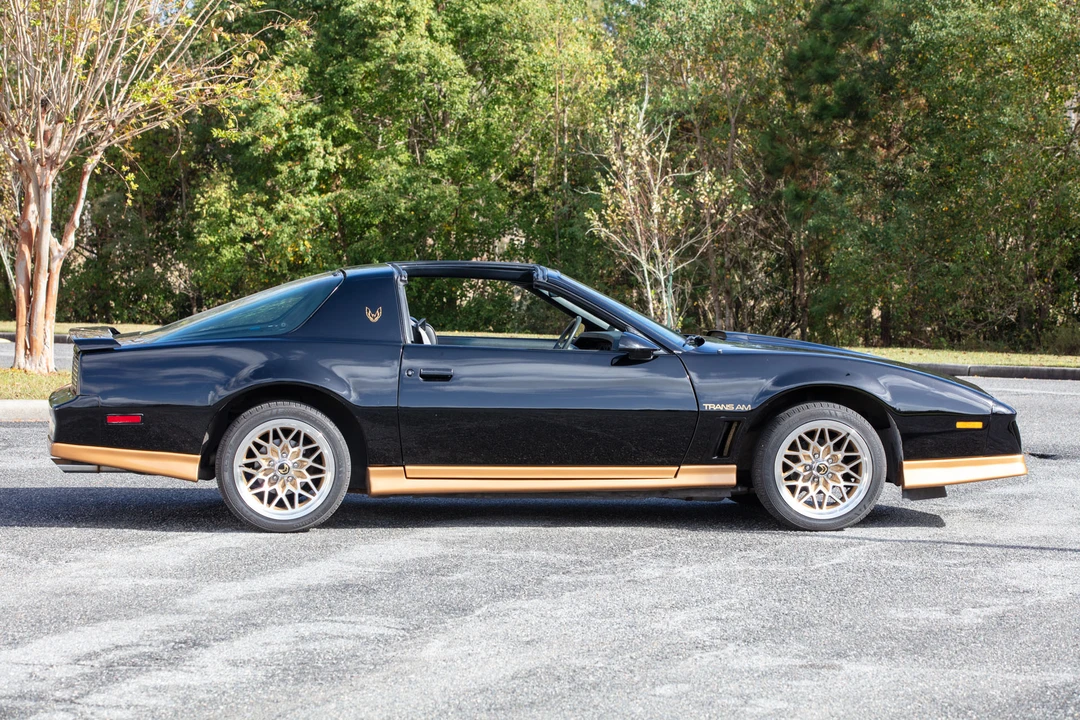 1984 Pontiac Firebird Trans Am 3rd Gen - Image 25 of 31