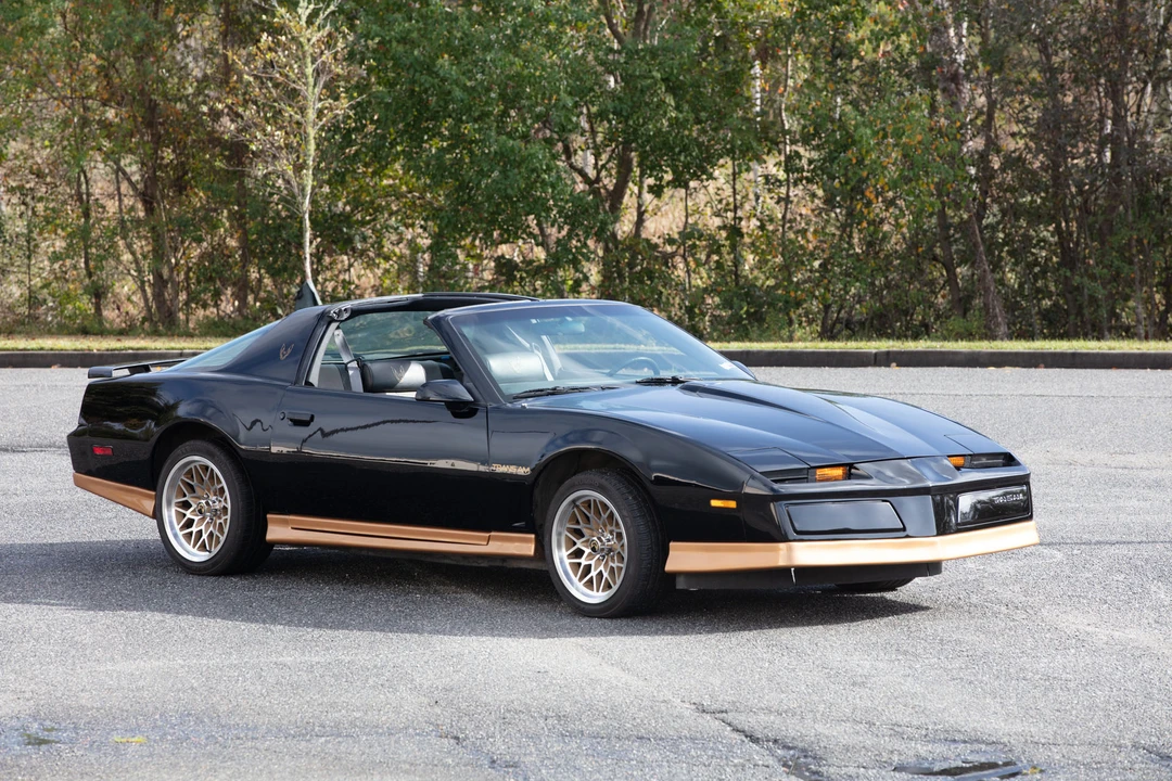 1984 Pontiac Firebird Trans Am 3rd Gen - Image 10 of 31