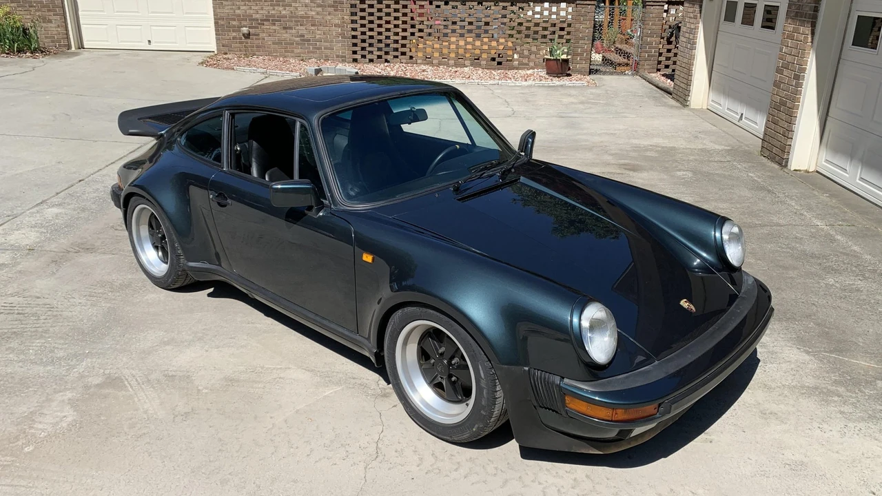 1984 Porsche 911 Carrera 3.2 - Image 7 of 31
