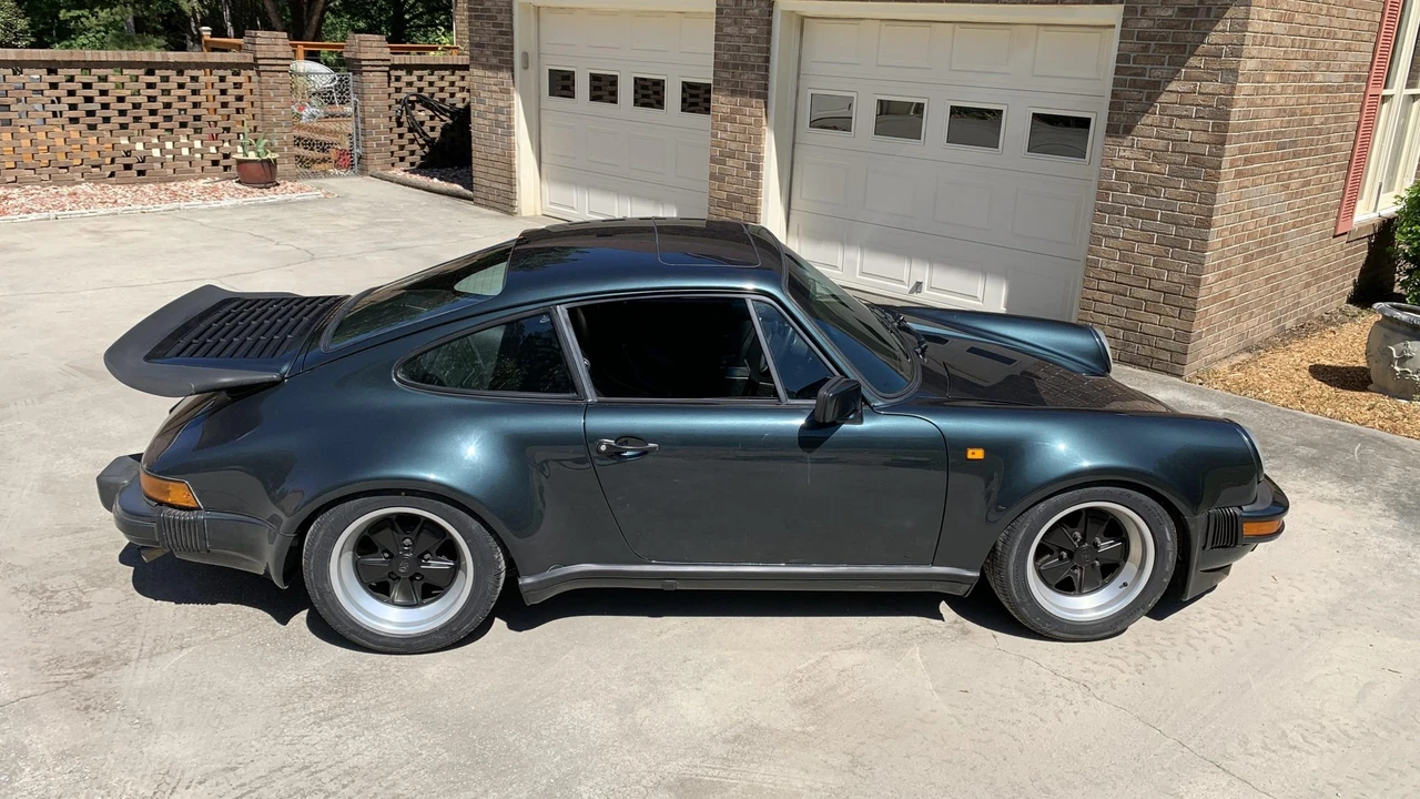 1984 Porsche 911 Carrera 3.2 - Image 12 of 31