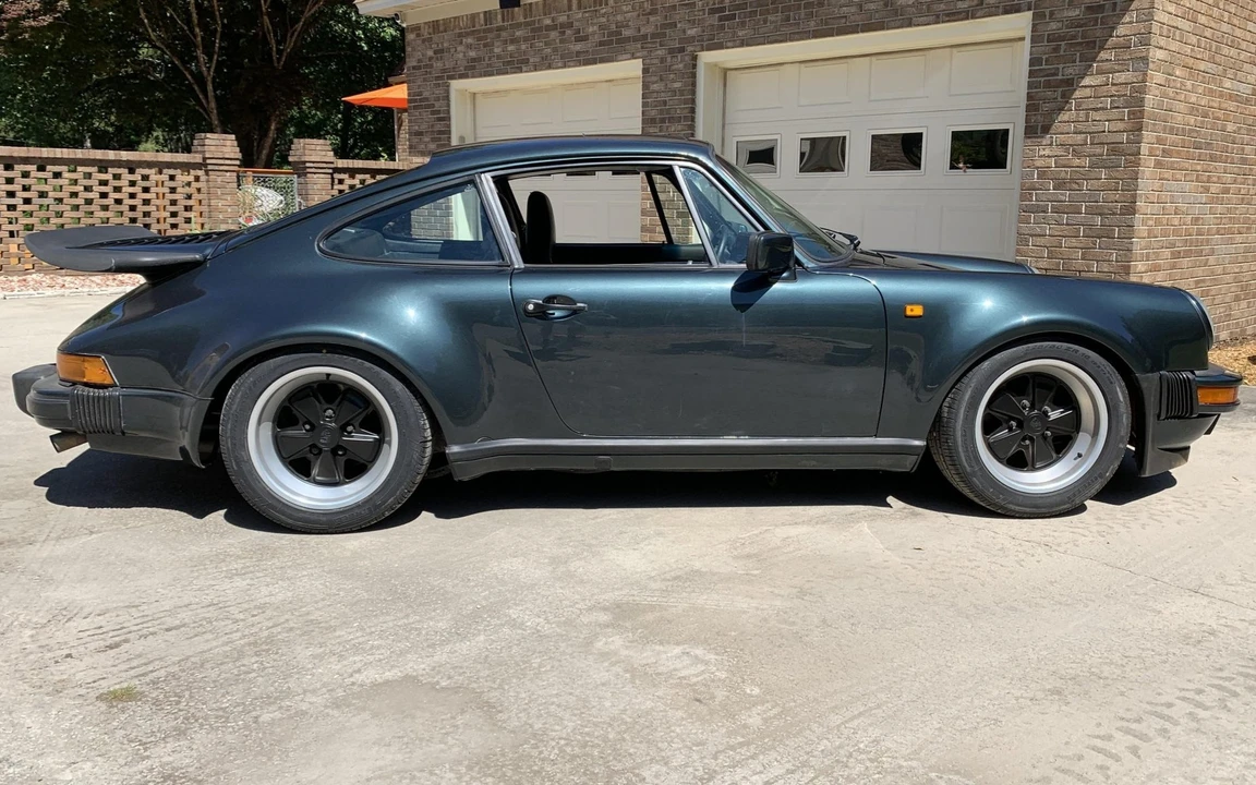 1984 Porsche 911 Carrera 3.2 - Image 10 of 31