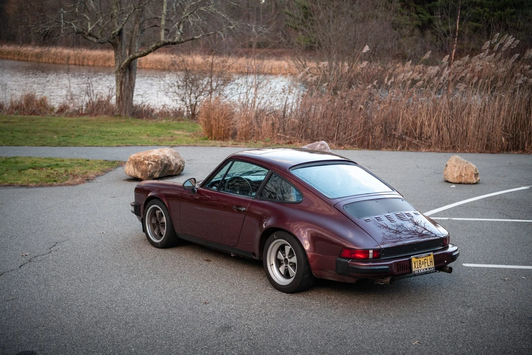 1984 Porsche 911 Carrera 3.2 - Image 12 of 31