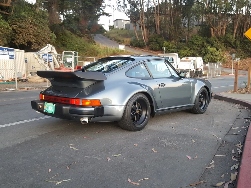 1984 Porsche 911 Carrera 3.2 - Image 25 of 31