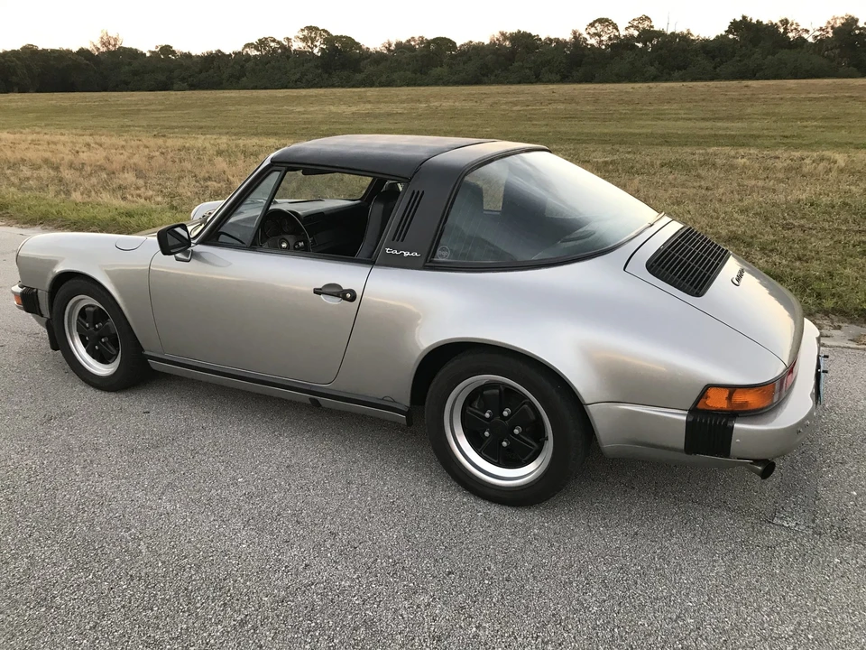 1984 Porsche 911 Carrera 3.2 - Image 19 of 31