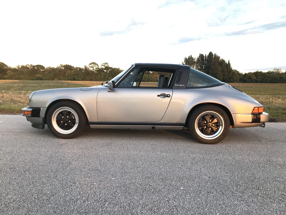 1984 Porsche 911 Carrera 3.2 - Image 7 of 31