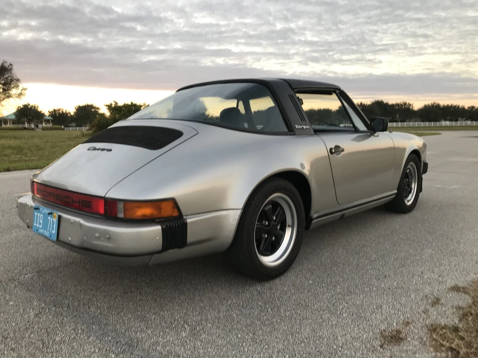 1984 Porsche 911 Carrera 3.2 - Image 24 of 31