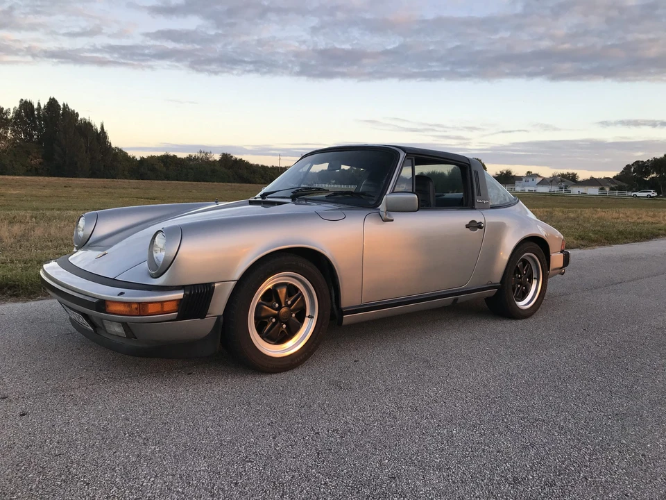 1984 Porsche 911 Carrera 3.2 - Image 5 of 31