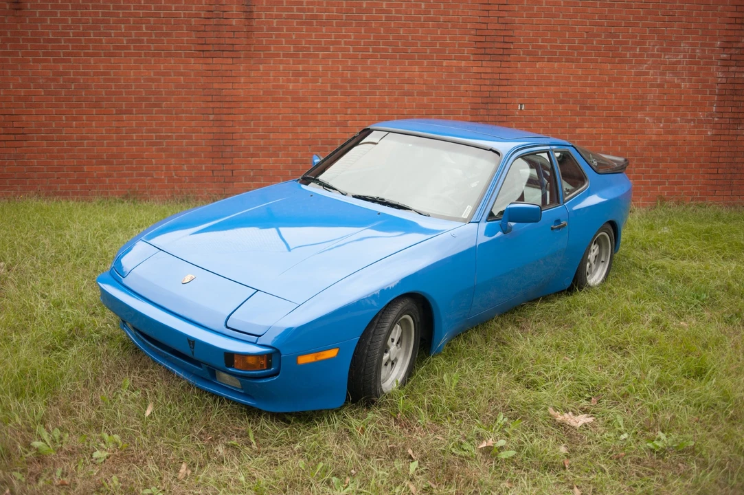 1984 Porsche 944 - Image 15 of 31