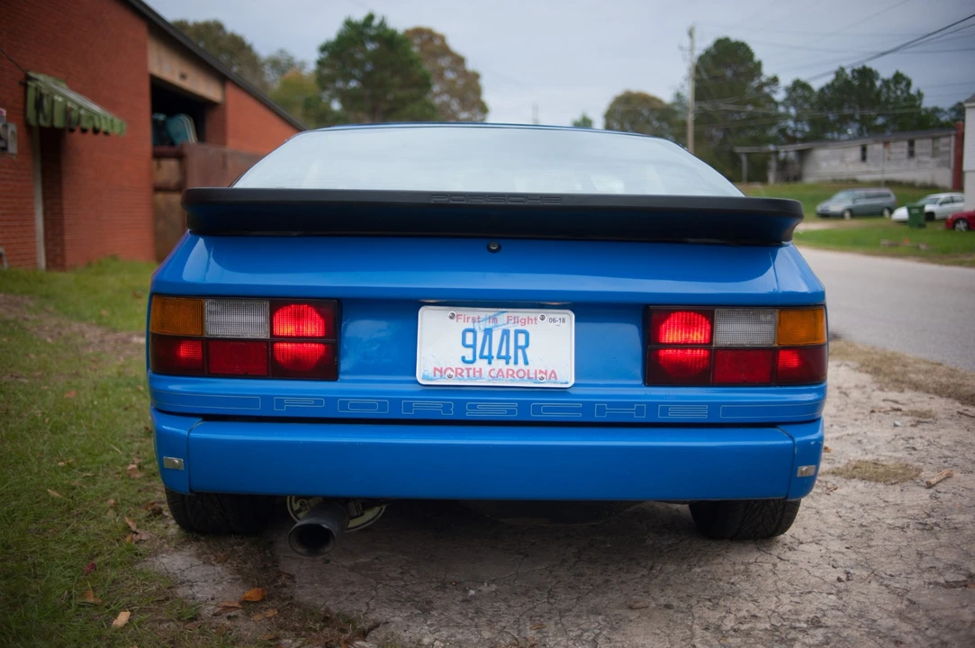 1984 Porsche 944 - Image 6 of 31