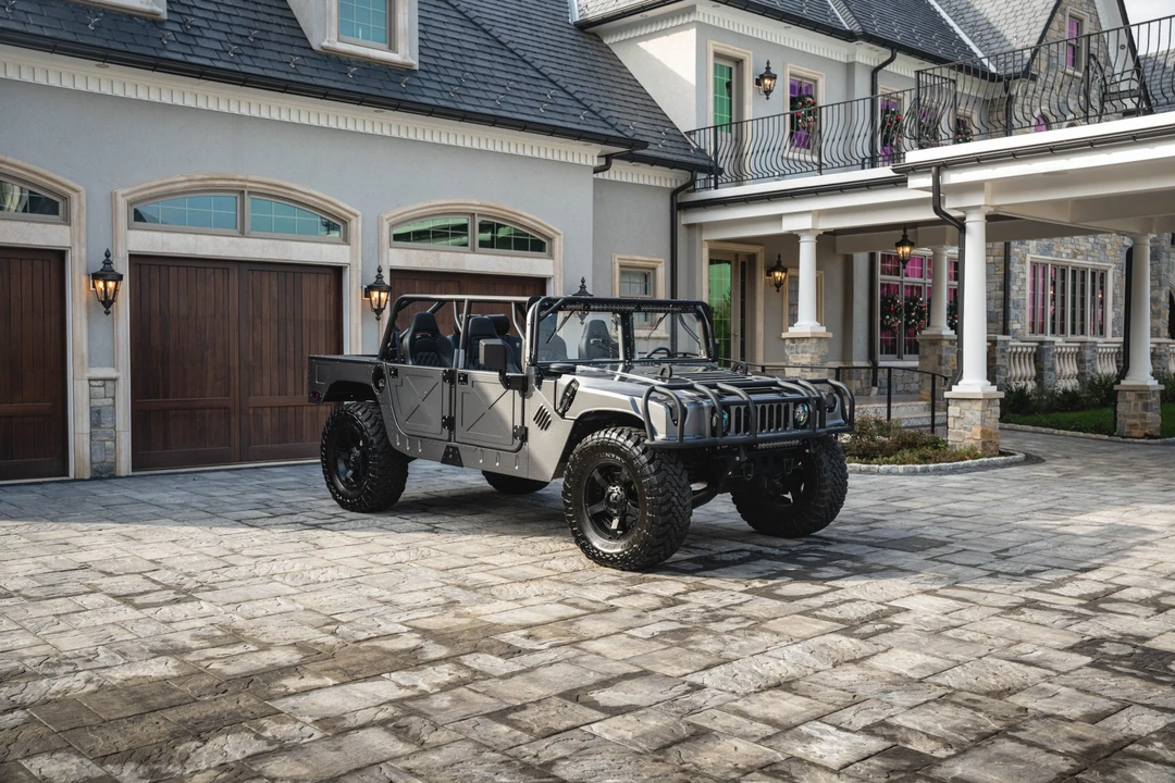 1985 Hummer HMMWV - Image 2 of 31