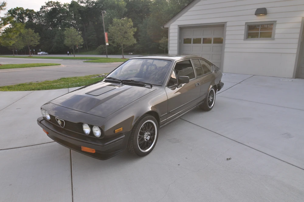 1985 Alfa Romeo Alfetta GT - Image 2 of 31