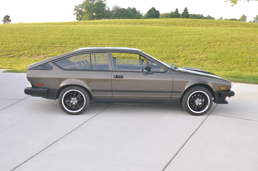 1985 Alfa Romeo Alfetta GT - Image 5 of 31
