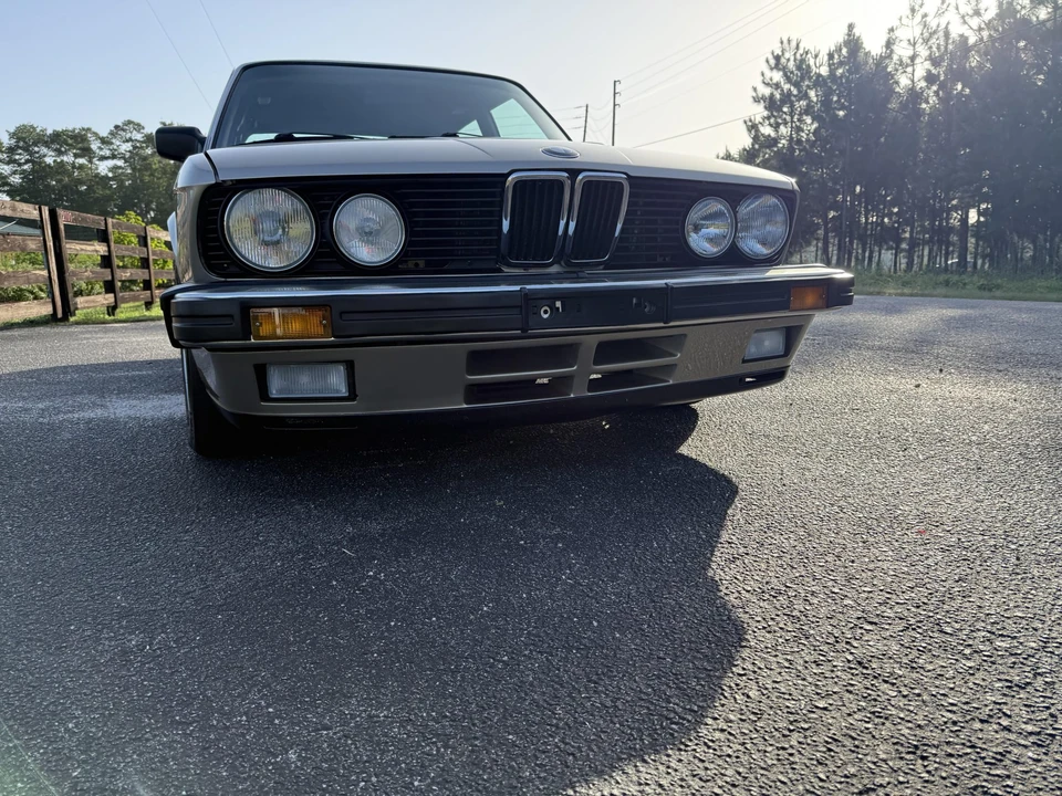 1985 BMW E28 5 Series - Image 2 of 31