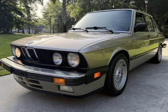1985 BMW 528e 5-Speed