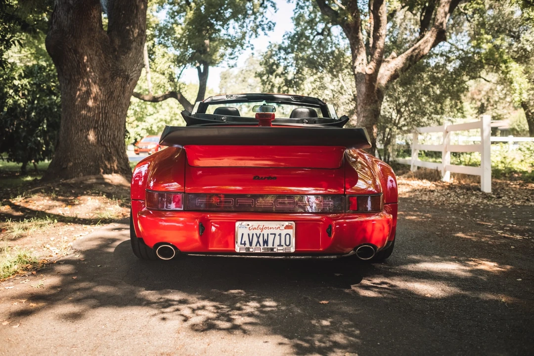 1985 Porsche 911 Carrera 3.2 - Image 11 of 31