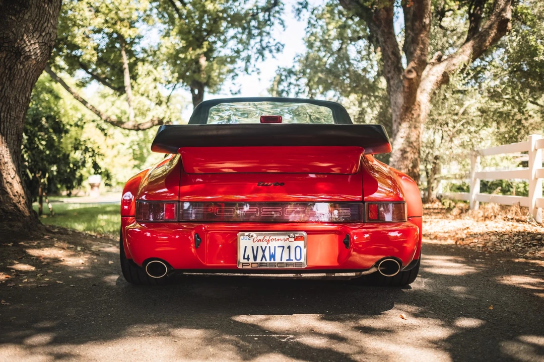 1985 Porsche 911 Carrera 3.2 - Image 12 of 31