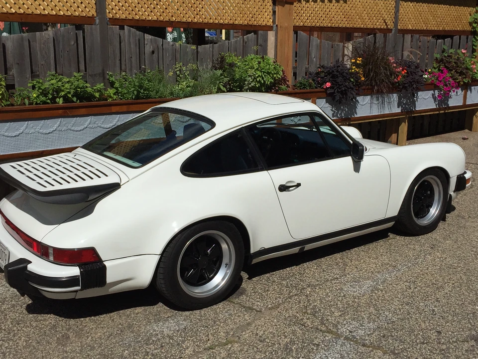 1985 Porsche 911 Carrera 3.2 - Image 3 of 31