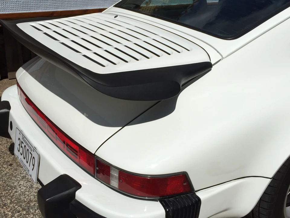 1985 Porsche 911 Carrera 3.2 - Image 4 of 31