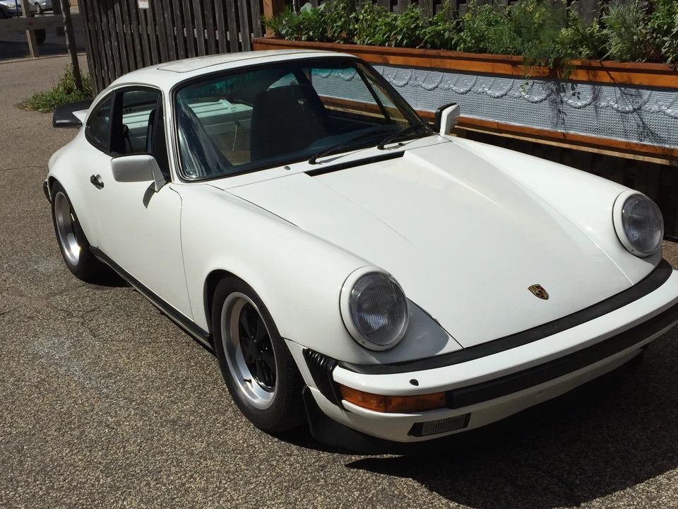 1985 Porsche 911 Carrera 3.2 - Image 6 of 31