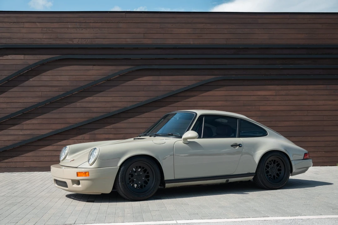 1985 Porsche 911 Carrera 3.2 - Image 3 of 31