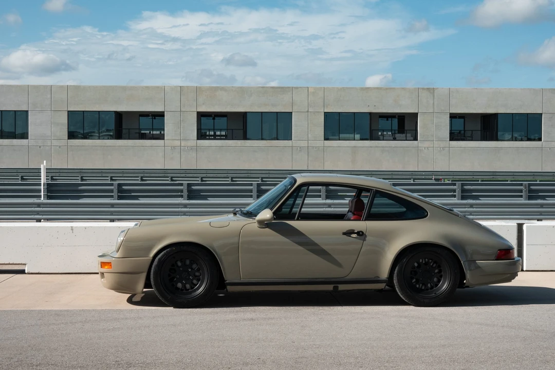 1985 Porsche 911 Carrera 3.2 - Image 30 of 31