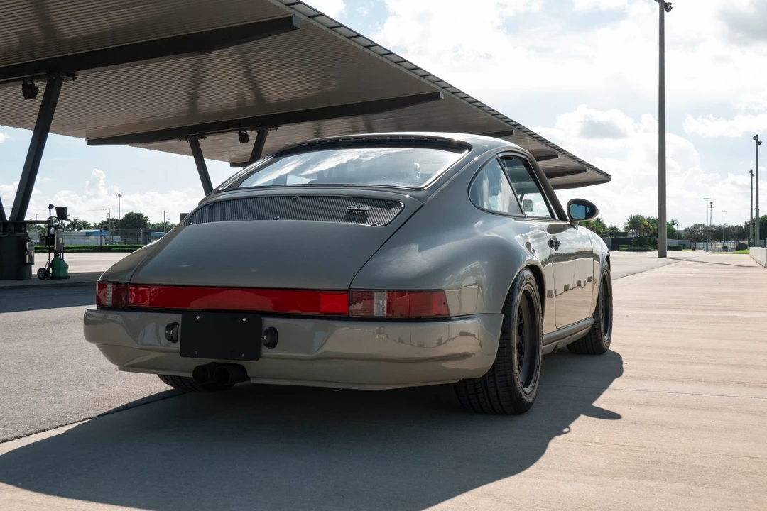 1985 Porsche 911 Carrera 3.2 - Image 26 of 31