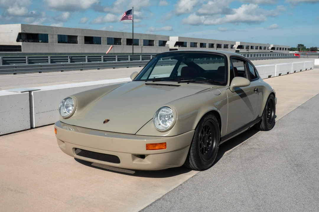 1985 Porsche 911 Carrera 3.2 - Image 21 of 31