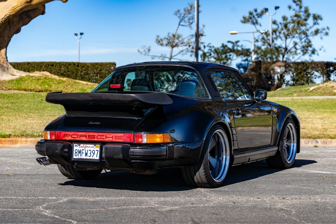 1985 Porsche 911 Carrera 3.2 - Image 17 of 31