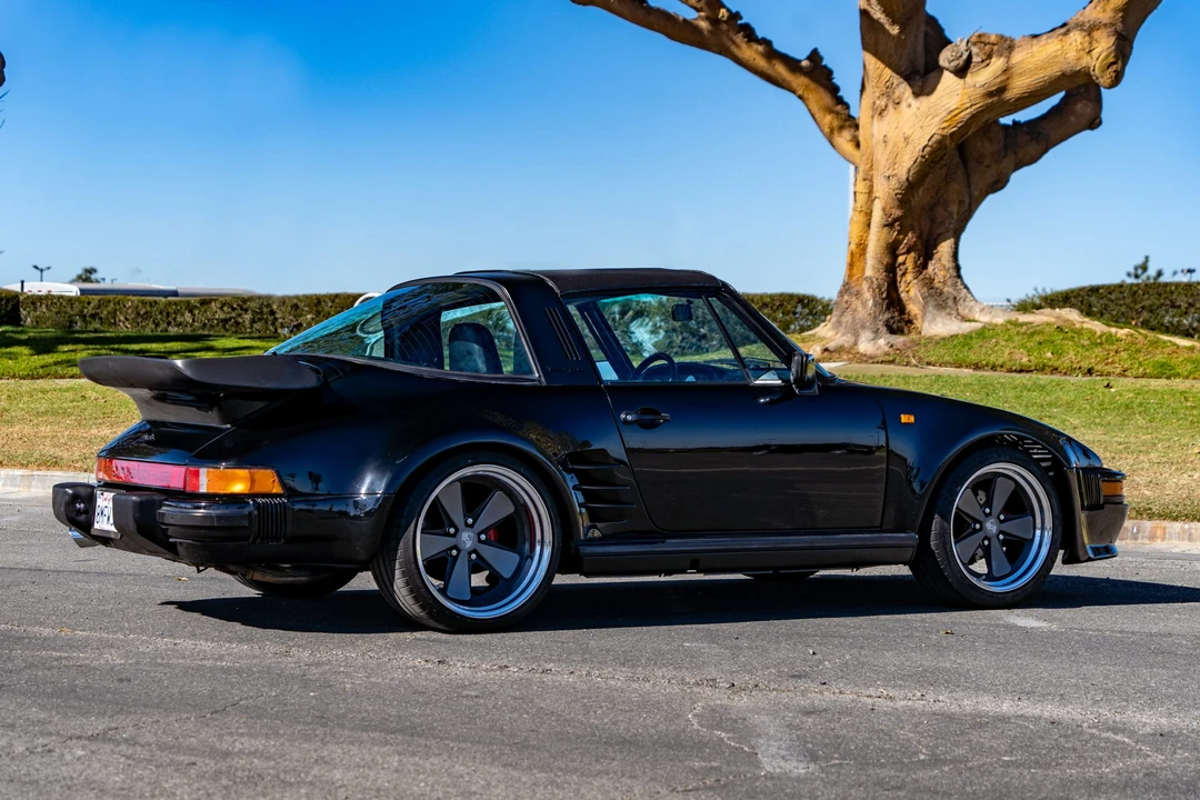 1985 Porsche 911 Carrera 3.2 - Image 16 of 31