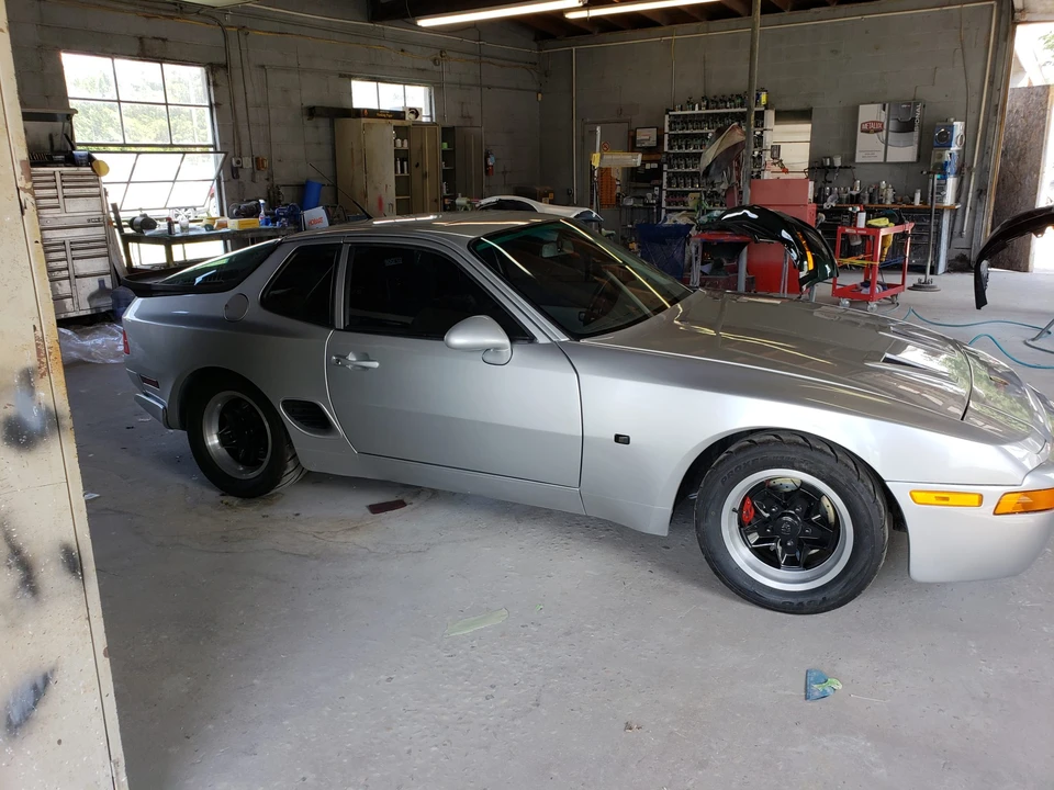 1985 Porsche 944 - Image 5 of 31