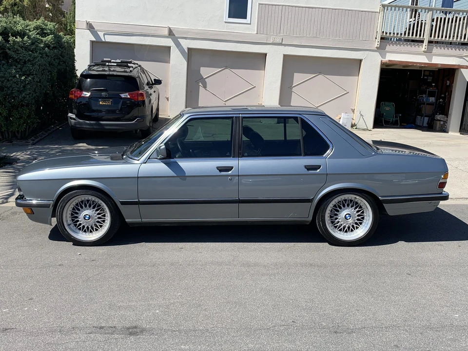 1986 BMW E28 5 Series - Image 30 of 31