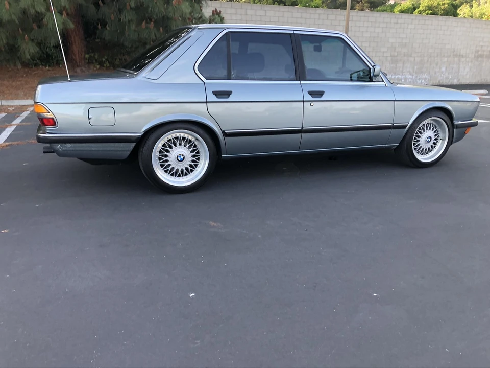 1986 BMW E28 5 Series - Image 15 of 31