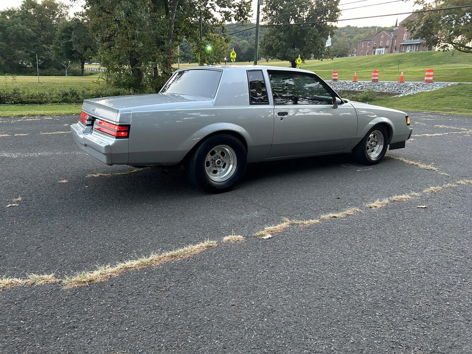 1986 Buick Regal - Image 23 of 31