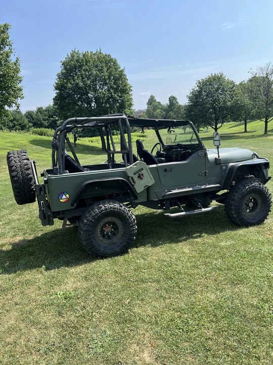 1986 Jeep CJ10 - Image 8 of 31