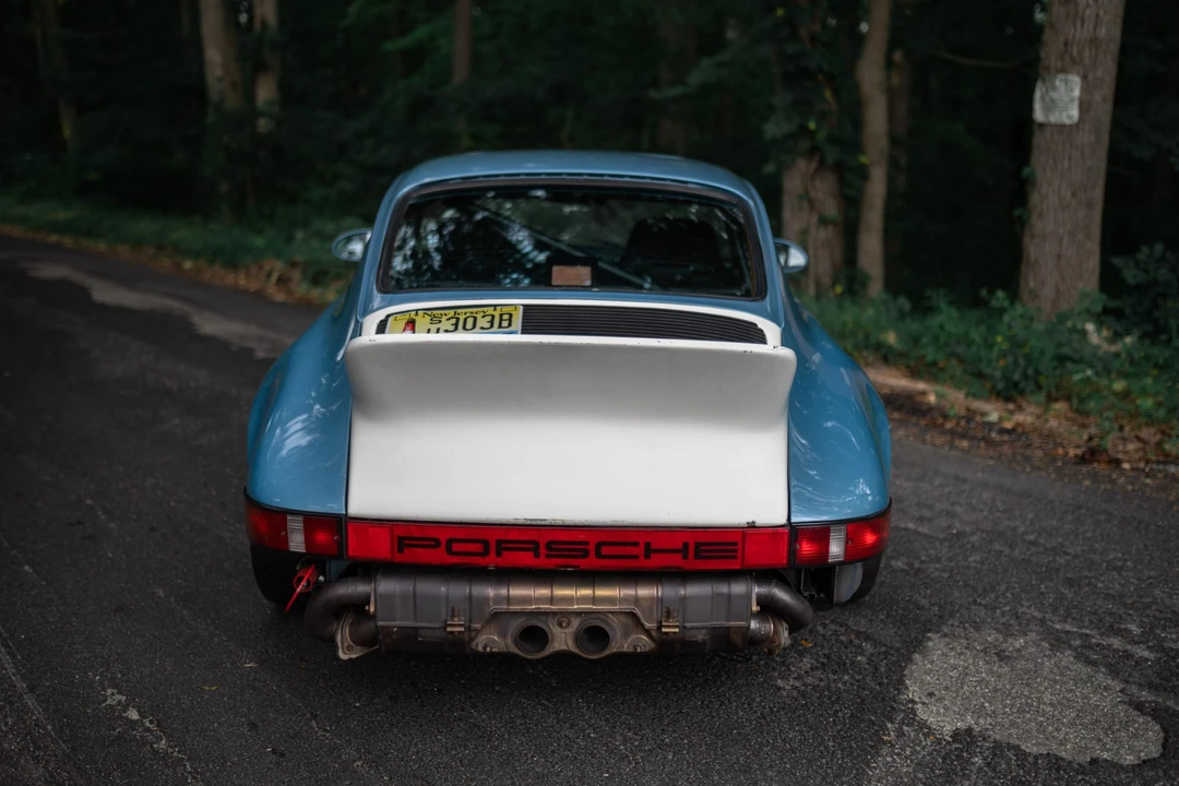 1986 Porsche 911 Carrera 3.2 - Image 14 of 31