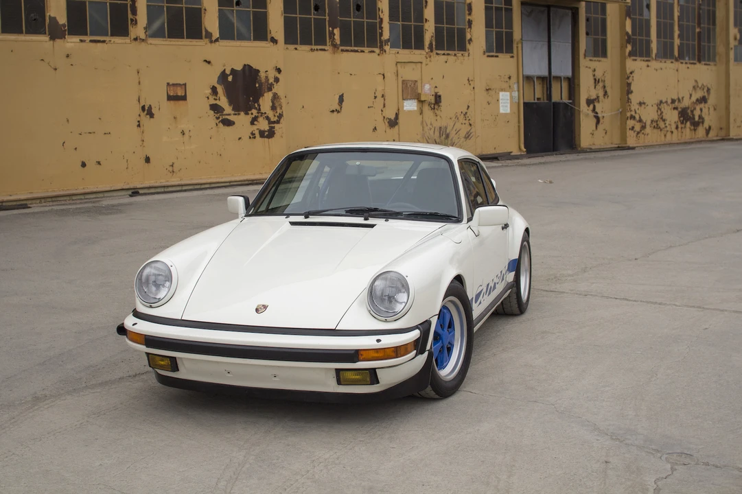 1986 Porsche 911 Carrera 3.2 - Image 5 of 31