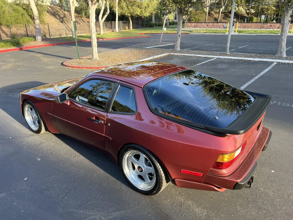 1986 Porsche 944 Turbo - Image 7 of 31