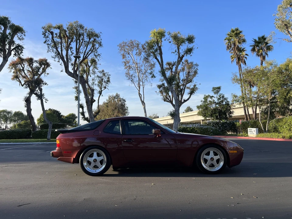 1986 Porsche 944 Turbo - Image 15 of 31