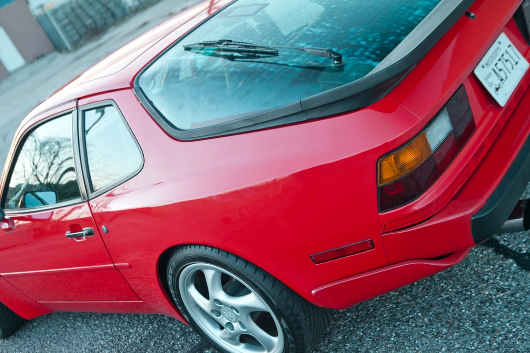 1986 Porsche 944 Turbo - Image 25 of 31