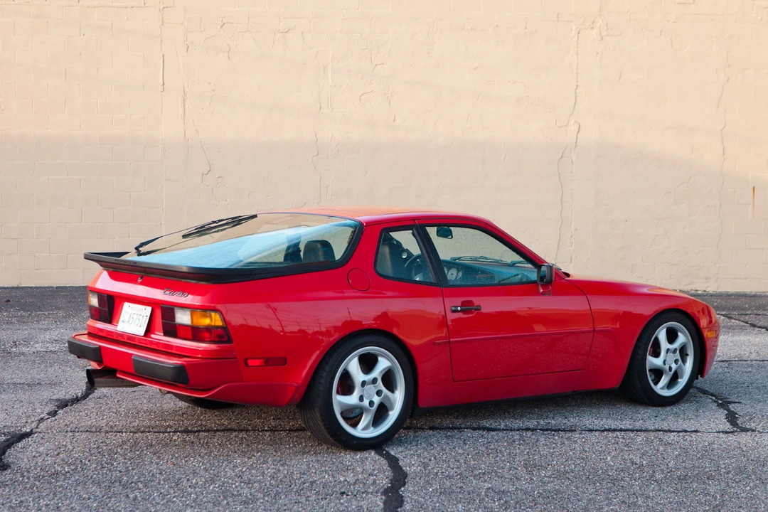1986 Porsche 944 Turbo - Image 8 of 31